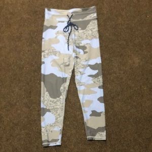 AERIE Blue and Grey Camo Leggings